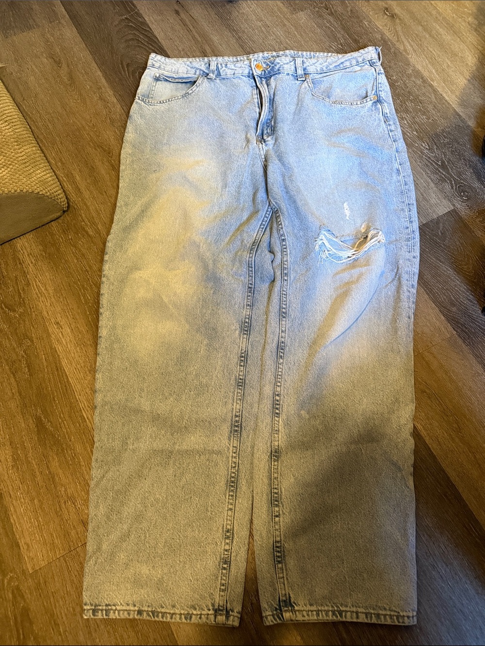 Light Blue Distressed Women’s Jeans